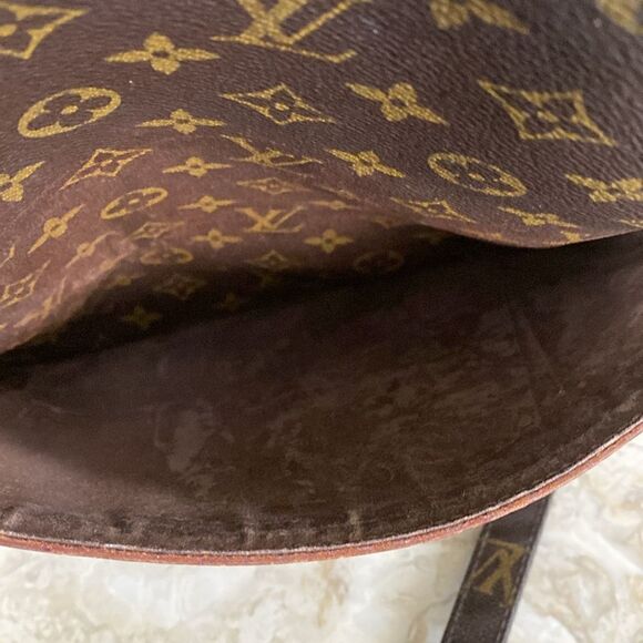 Authentic Louis Vuitton Monogram Danube GM Unisex Shoulder Crossbody Bag - Picture 14 of 15